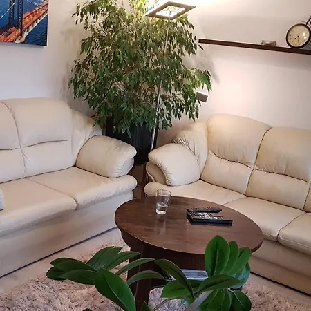 Apartament Przy Lesie * סופוט